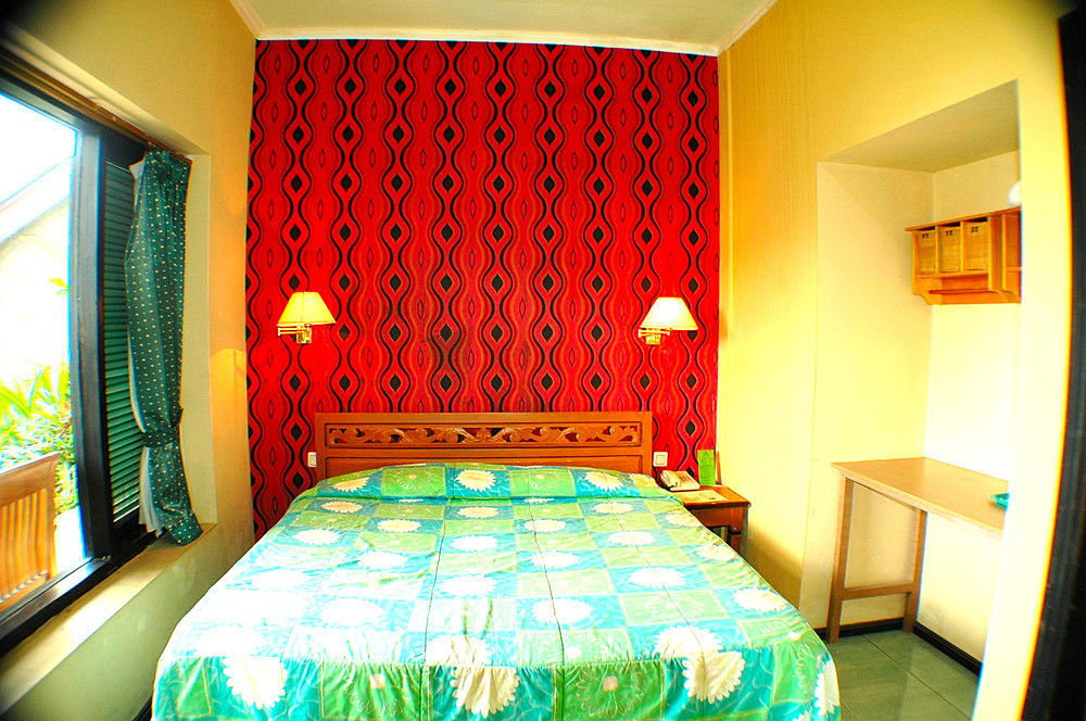 Foresta Inn Family Resort Prigen Zewnętrze zdjęcie
