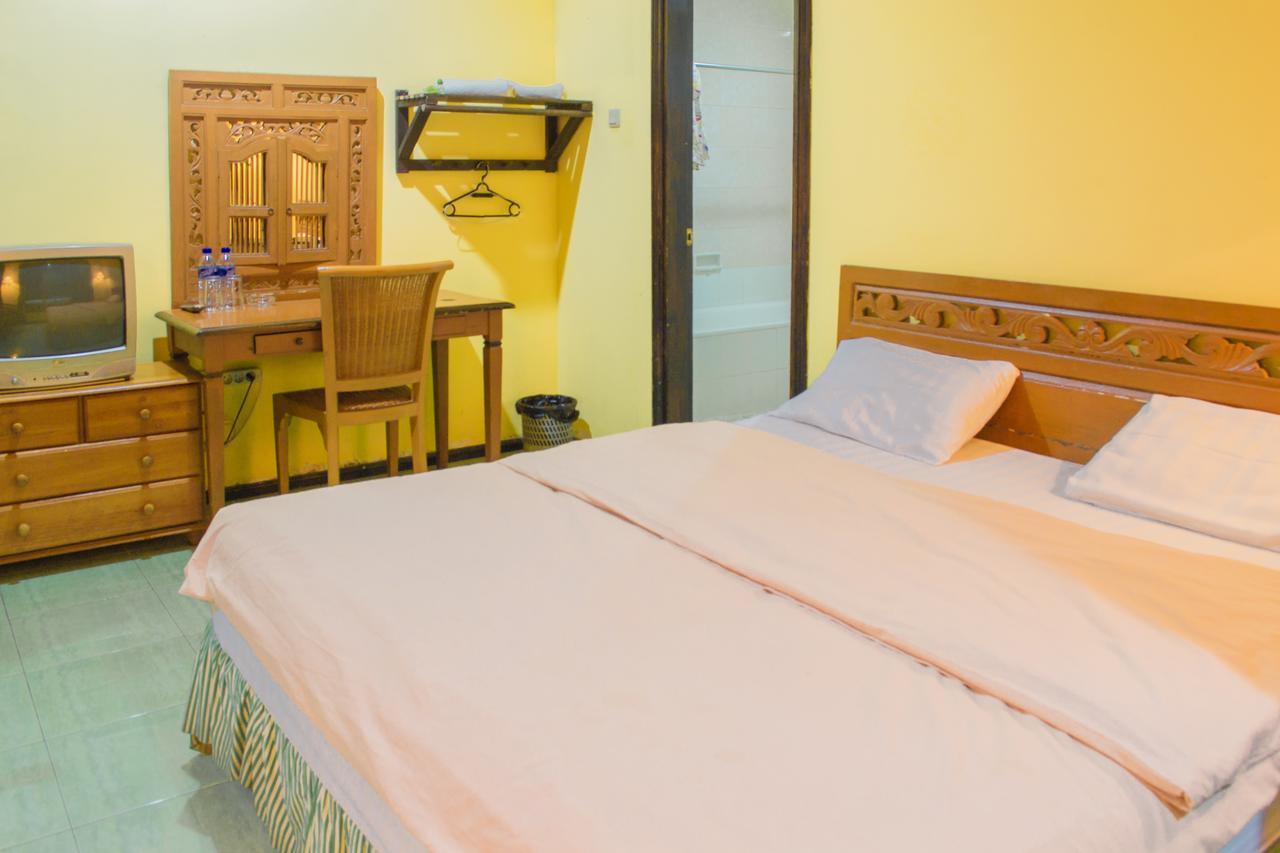 Foresta Inn Family Resort Prigen Zewnętrze zdjęcie